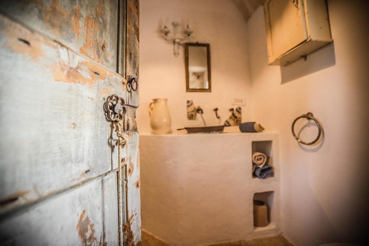 Trulli Il Geco Sognante Villa เชจลีเมสซาปิกา ภายนอก รูปภาพ