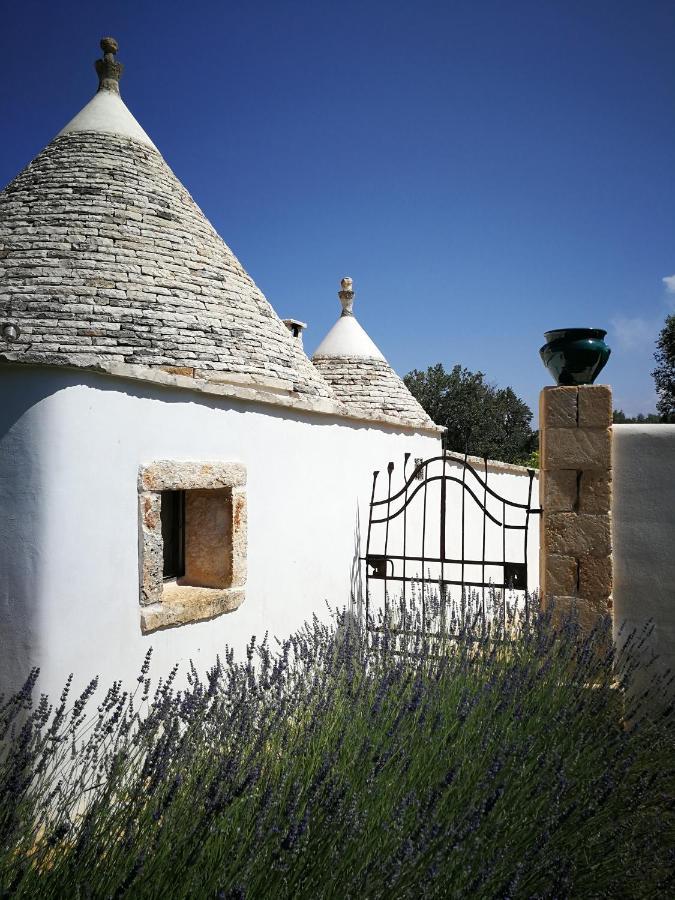 Trulli Il Geco Sognante Villa เชจลีเมสซาปิกา ภายนอก รูปภาพ