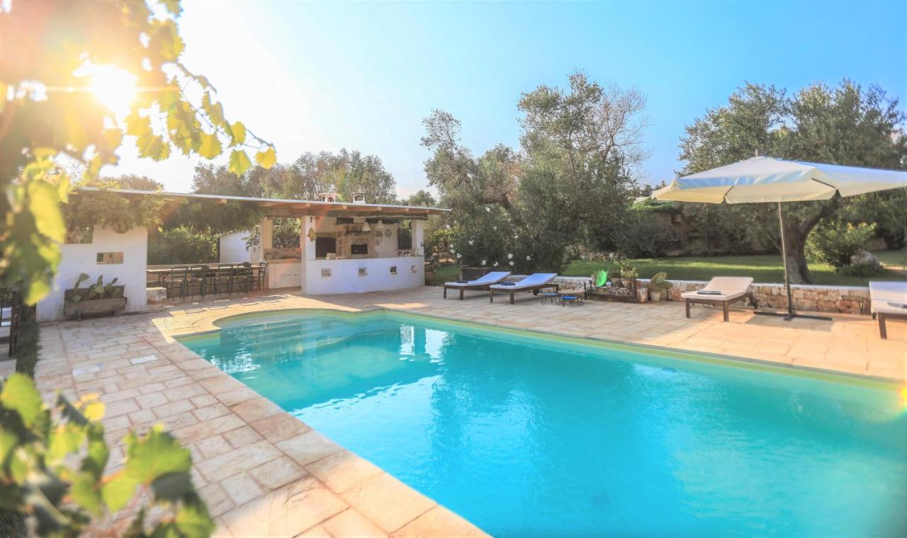 Trulli Il Geco Sognante Villa เชจลีเมสซาปิกา ภายนอก รูปภาพ