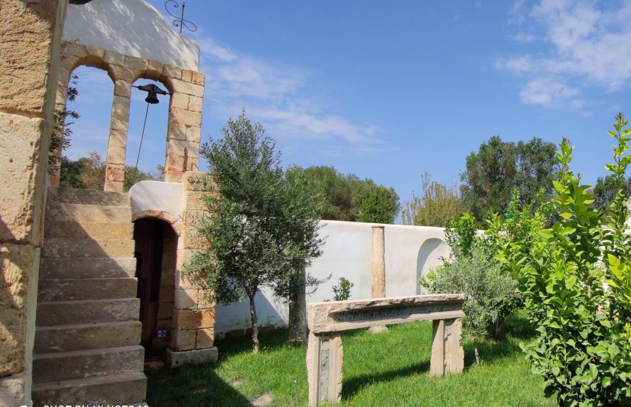 Trulli Il Geco Sognante Villa เชจลีเมสซาปิกา ภายนอก รูปภาพ